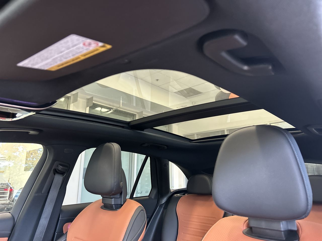 2023 Mercedes-Benz GLC300