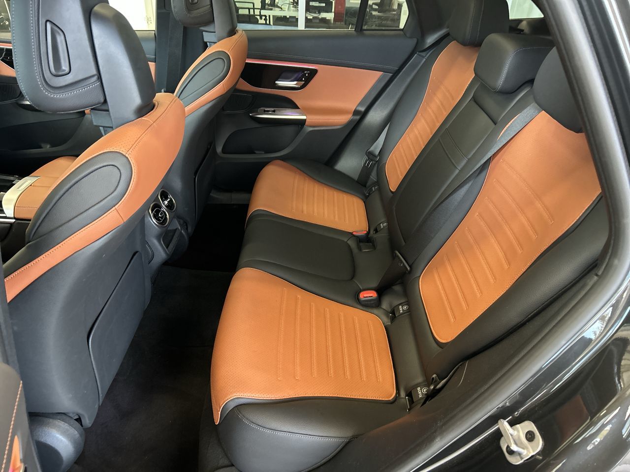 2023 Mercedes-Benz GLC300