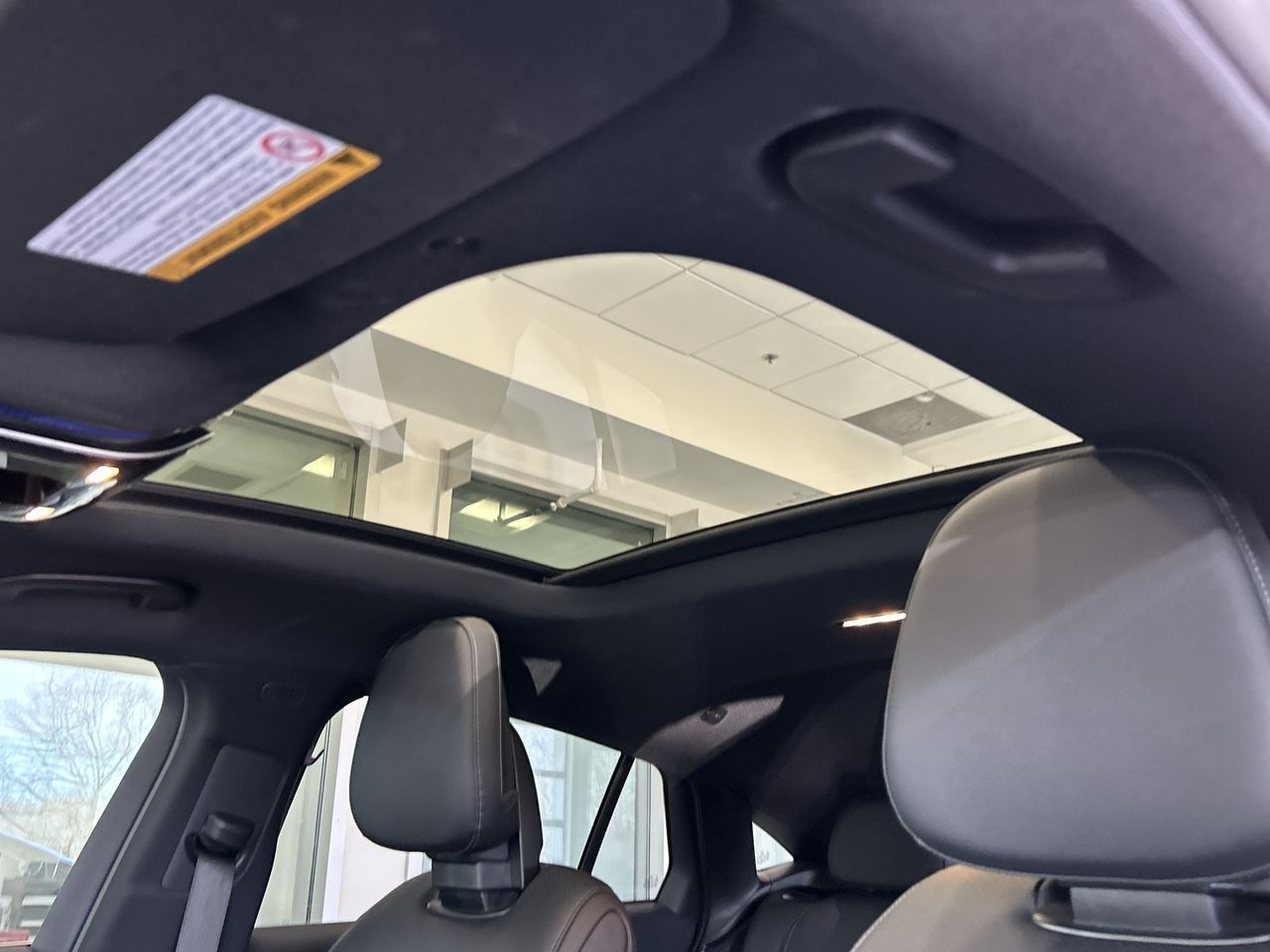2024 Mercedes-Benz GLC300 in Mississauga, Ontario