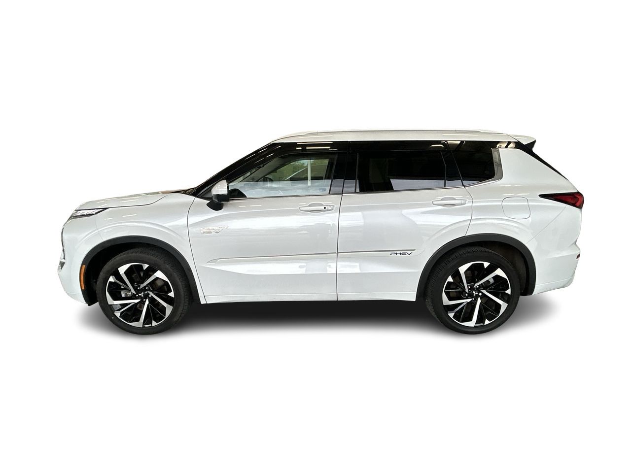2024 Mitsubishi Outlander Plug-In Hybrid in Mississauga, Ontario
