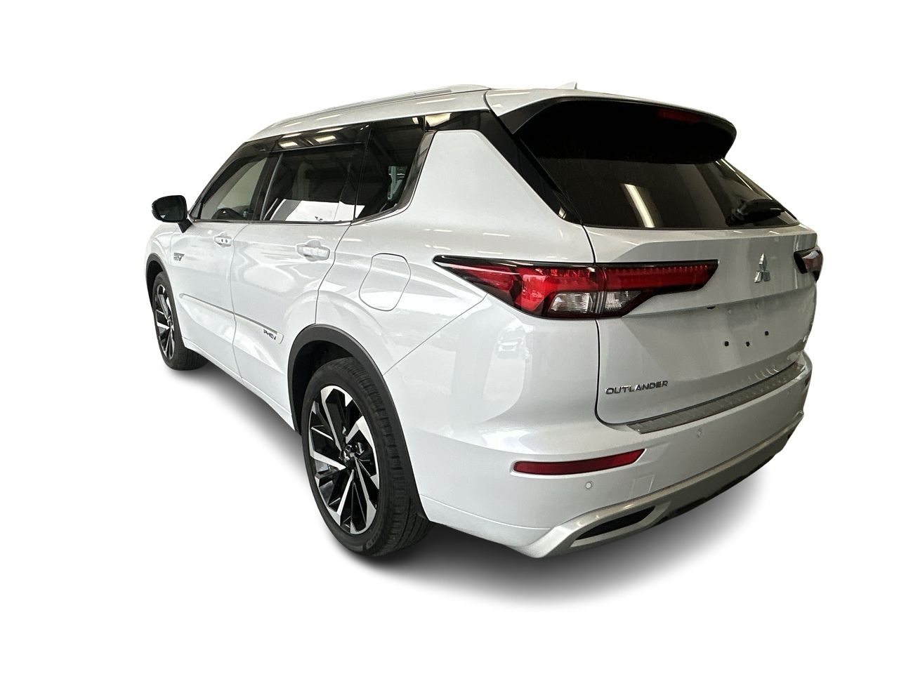 2024 Mitsubishi Outlander Plug-In Hybrid in Mississauga, Ontario