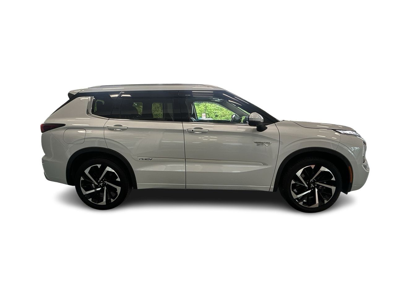 2024 Mitsubishi Outlander Plug-In Hybrid in Mississauga, Ontario