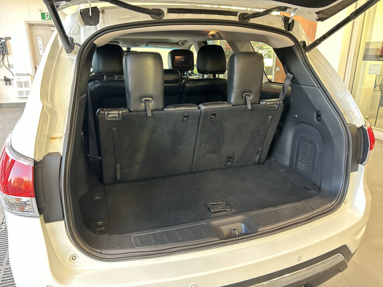 2015 Nissan Pathfinder in Mississauga, Ontario