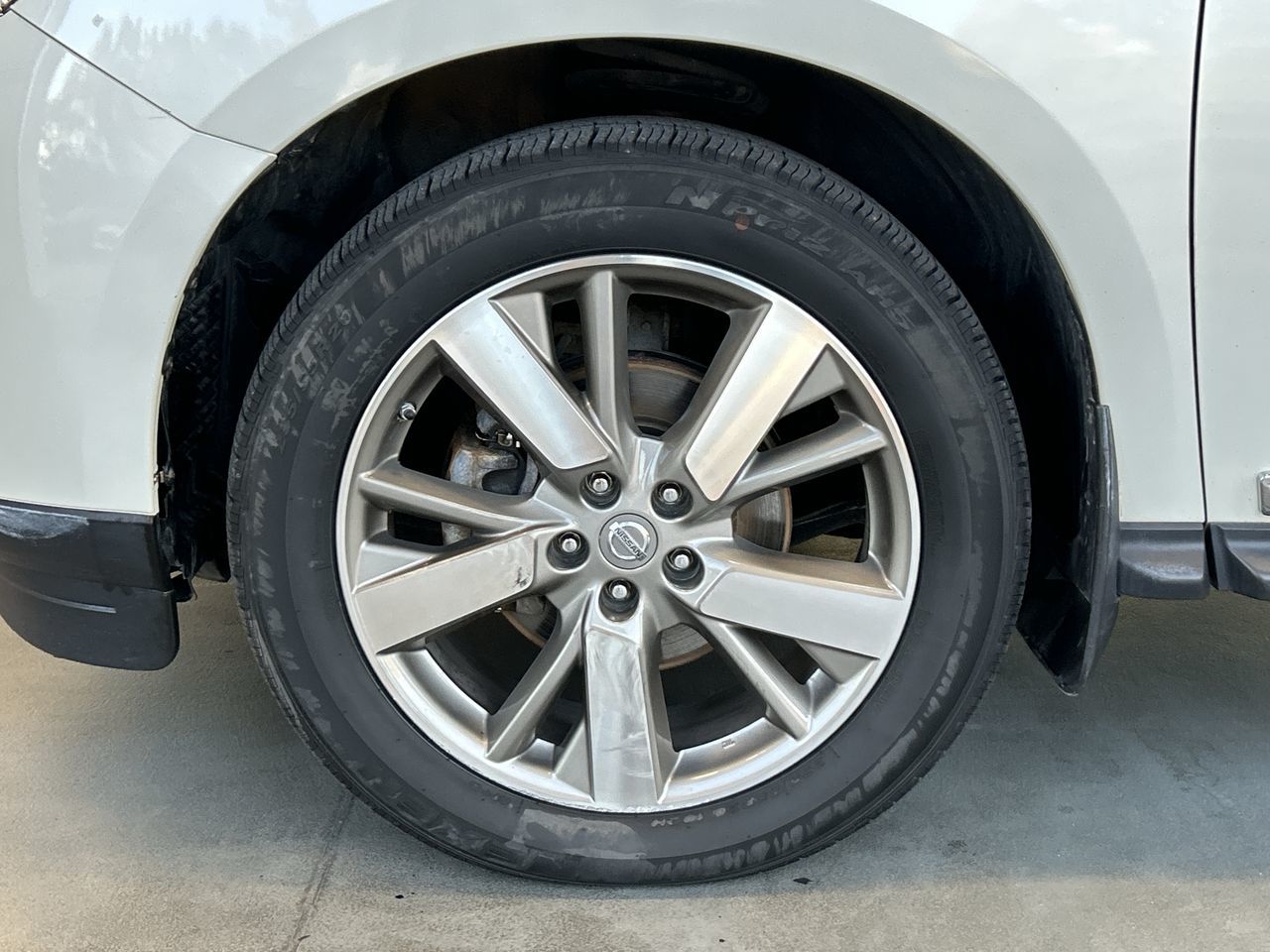 2015 Nissan Pathfinder in Mississauga, Ontario