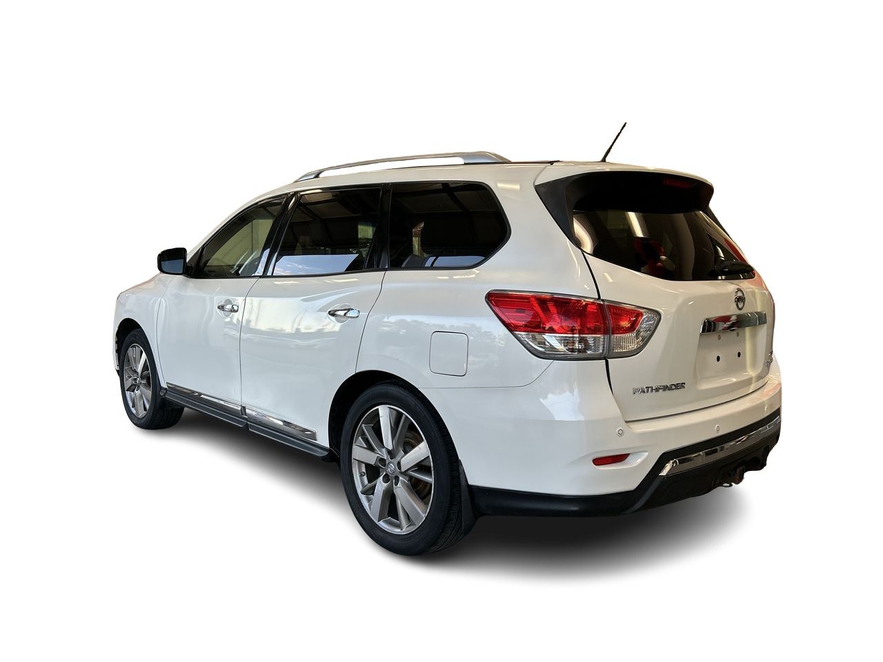 2015 Nissan Pathfinder in Mississauga, Ontario