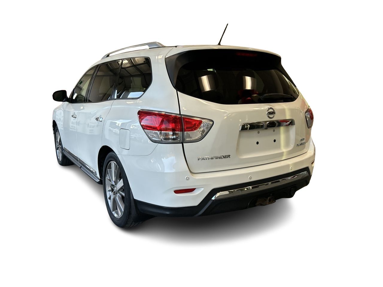 2015 Nissan Pathfinder in Mississauga, Ontario