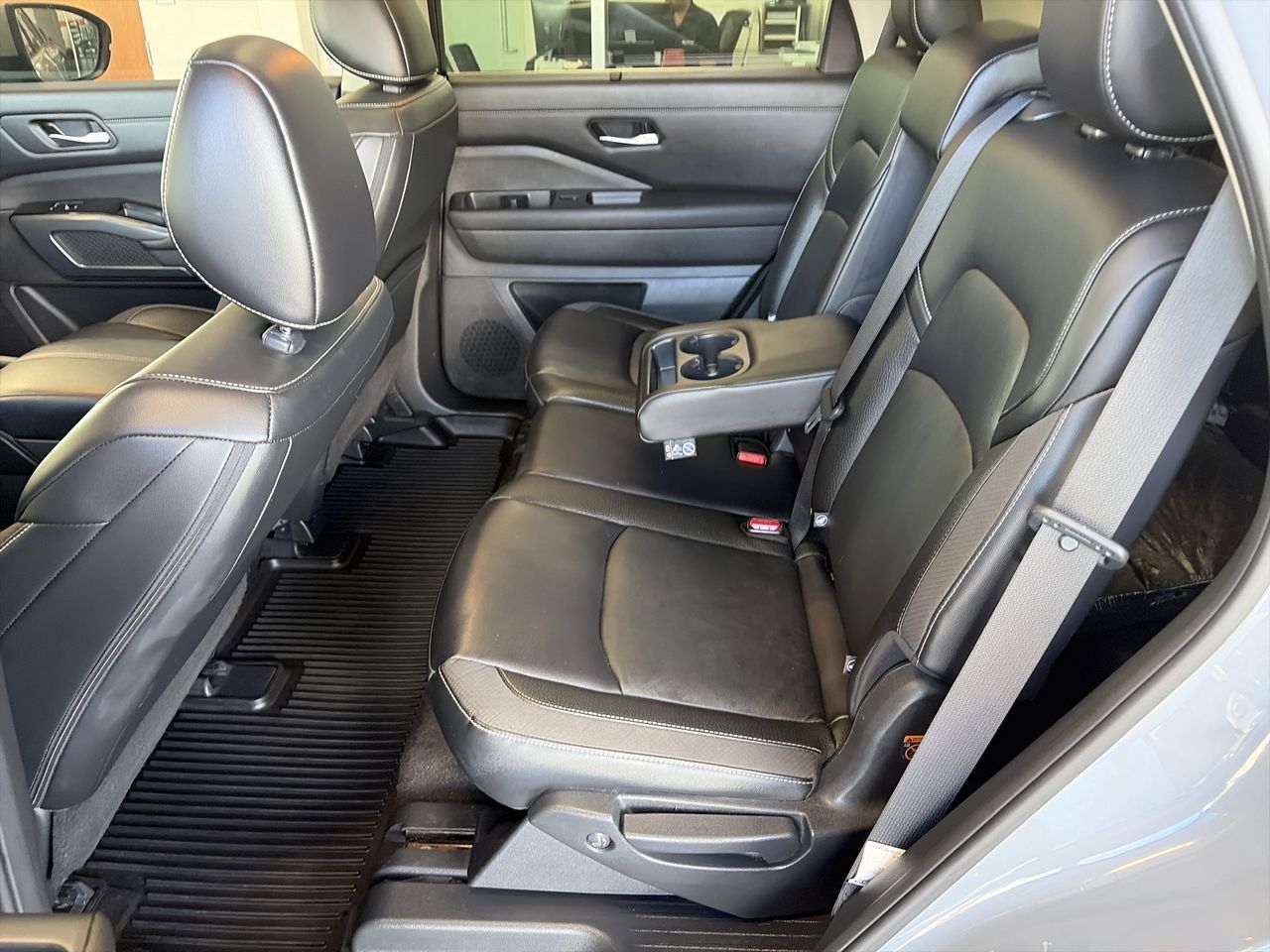 2023 Nissan Pathfinder in Mississauga, Ontario