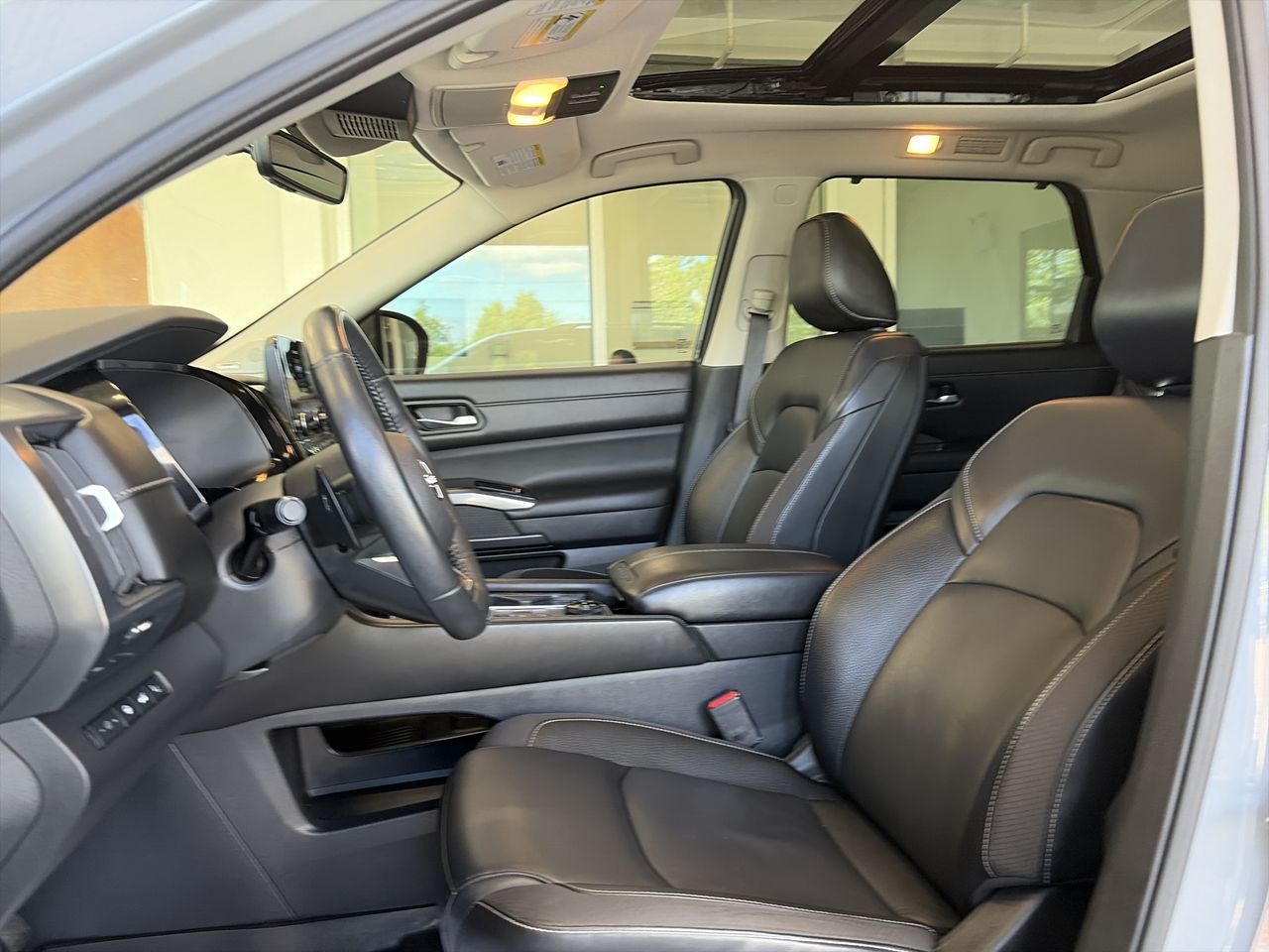2023 Nissan Pathfinder in Mississauga, Ontario