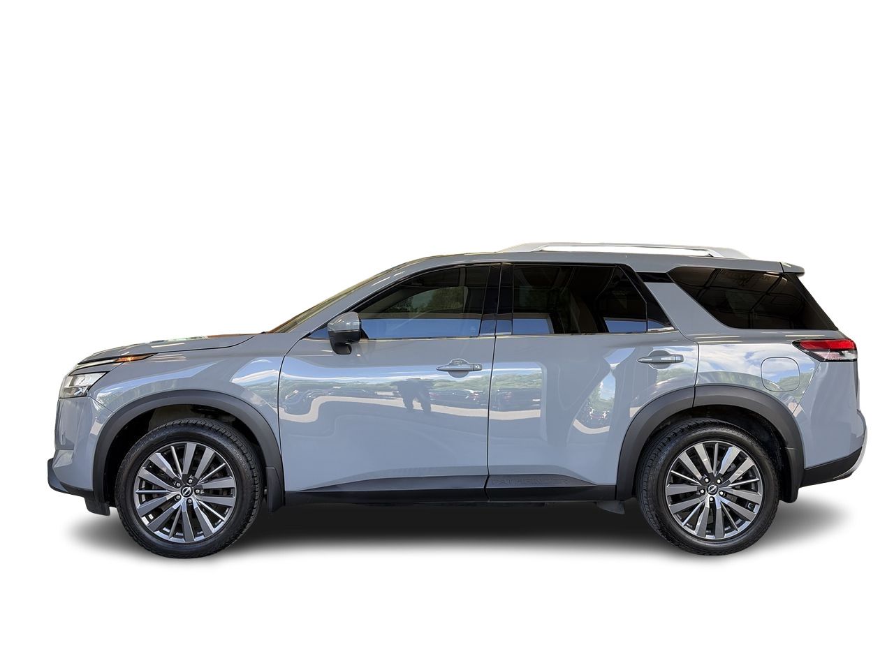 2023 Nissan Pathfinder in Mississauga, Ontario
