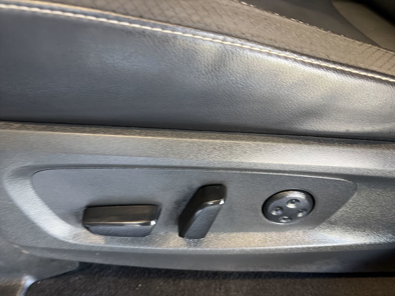 2023 Nissan Pathfinder in Mississauga, Ontario