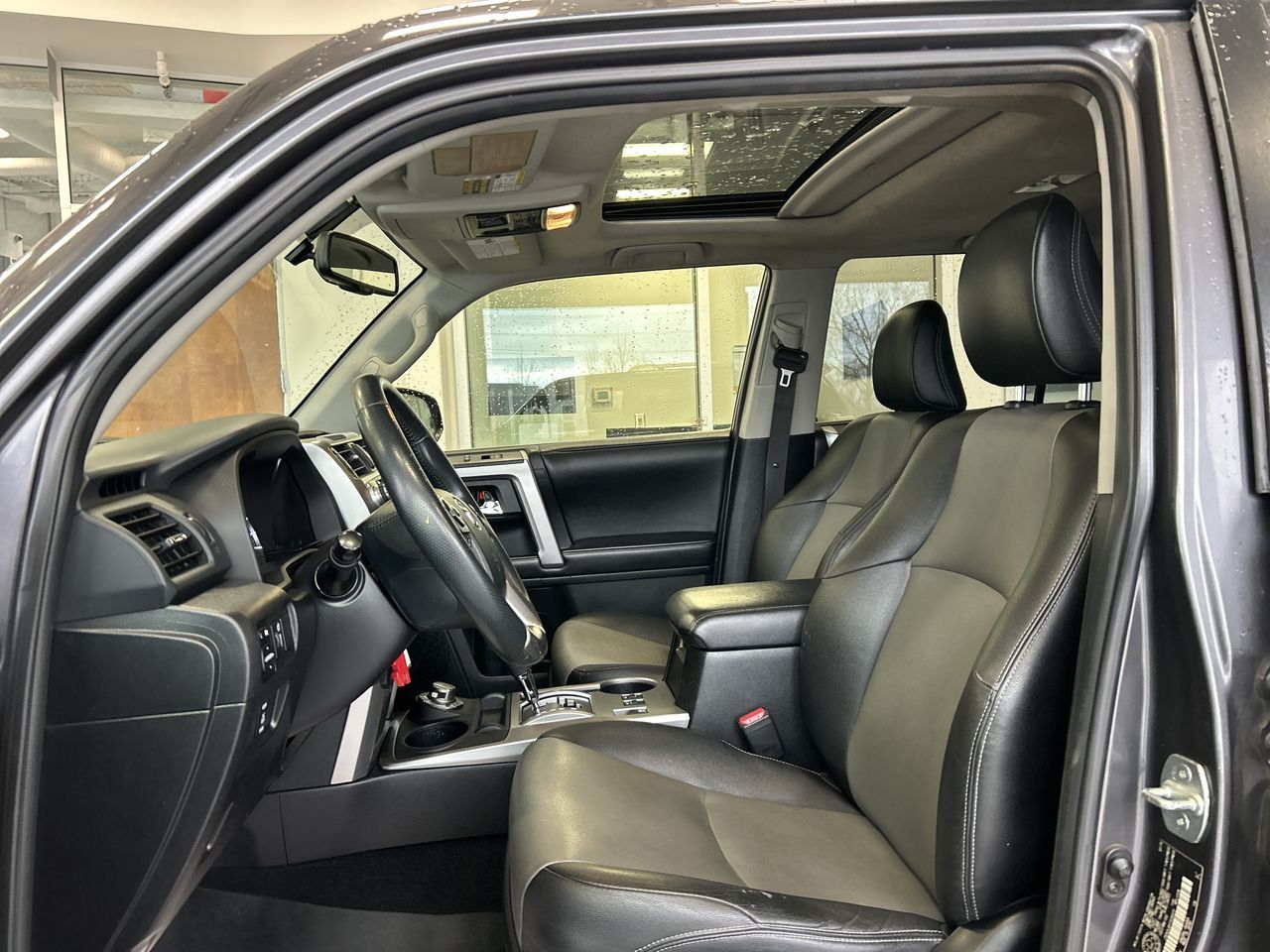 Toyota 4Runner  2015 à Mississauga, Ontario