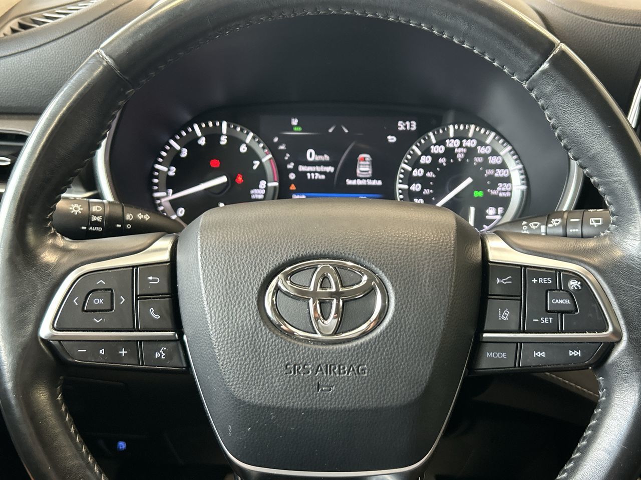 2020 Toyota Highlander in Mississauga, Ontario