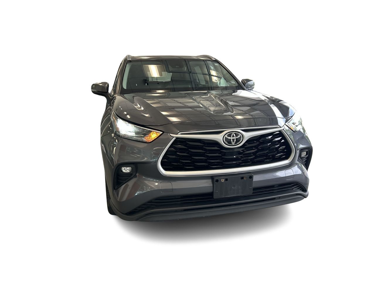 2020 Toyota Highlander in Mississauga, Ontario