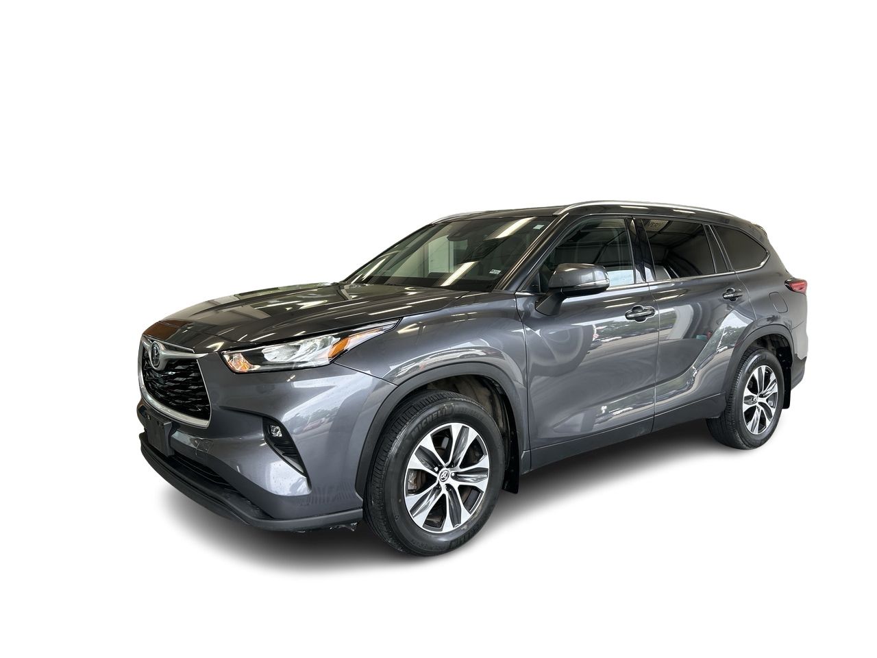 2020 Toyota Highlander in Mississauga, Ontario