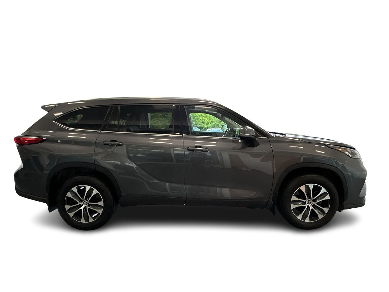 2020 Toyota Highlander in Mississauga, Ontario