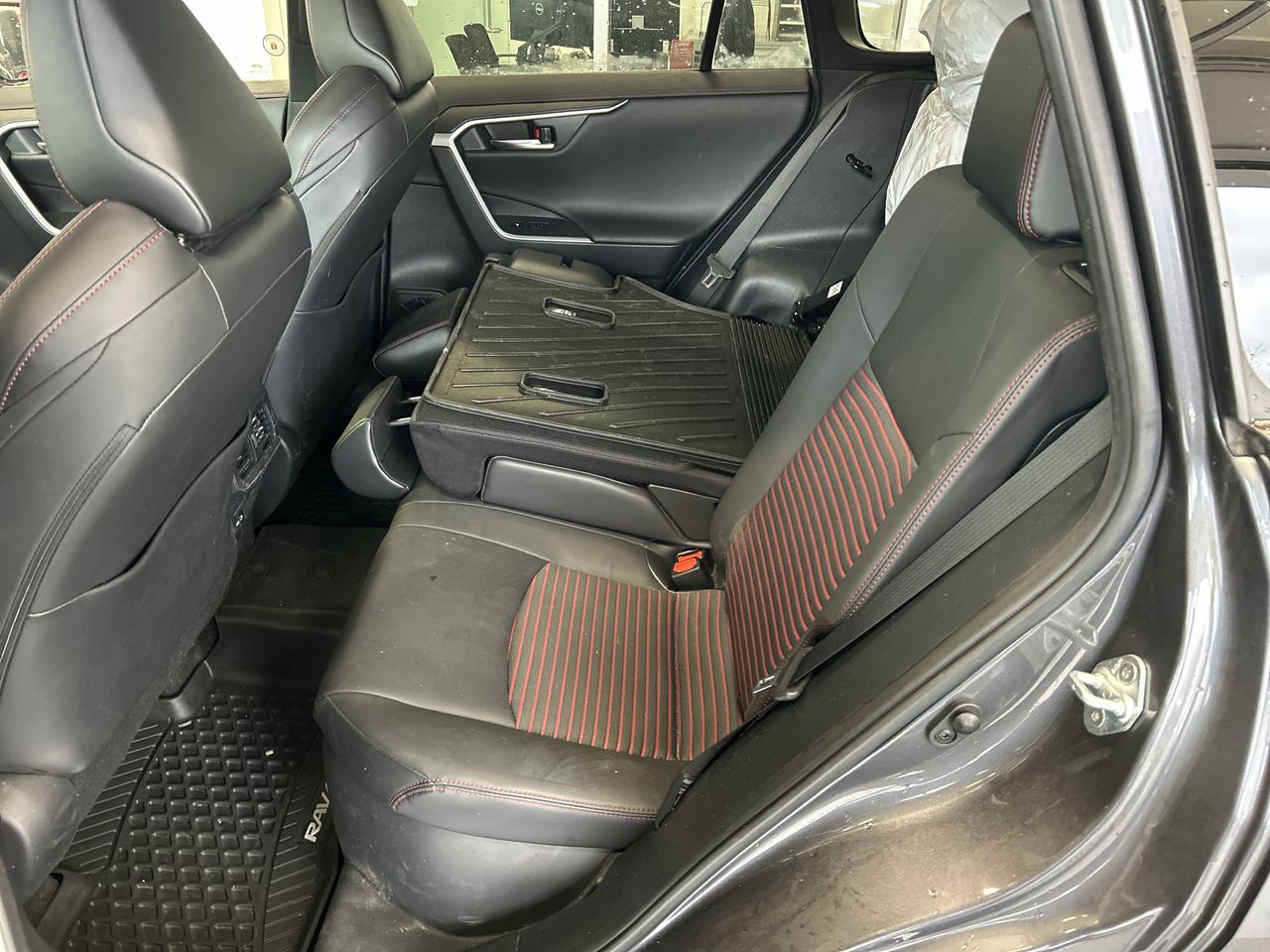 Toyota RAV4 Prime  2023 à Mississauga, Ontario