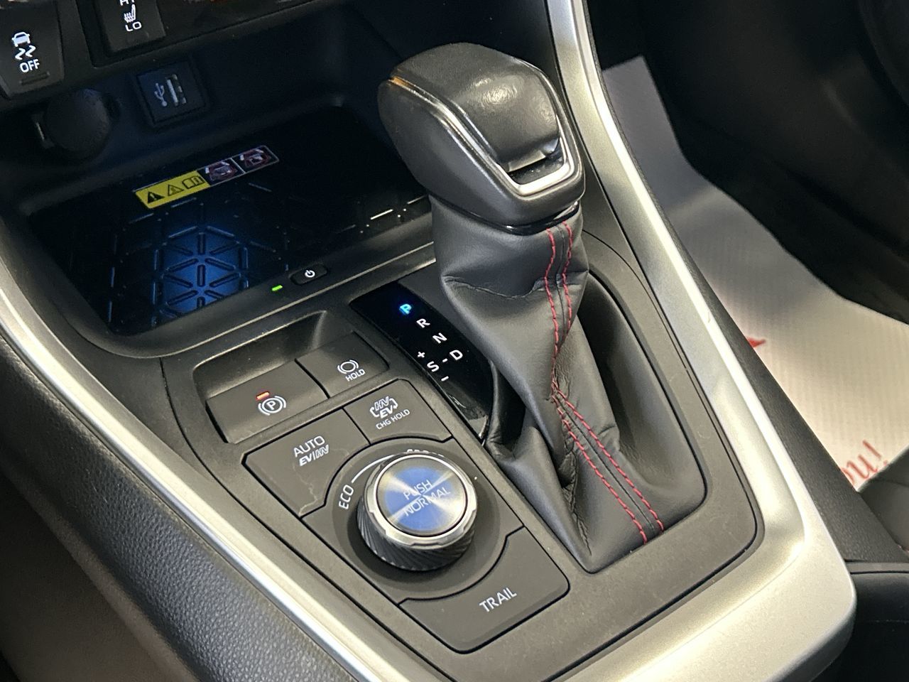 Toyota RAV4 Prime  2023 à Mississauga, Ontario