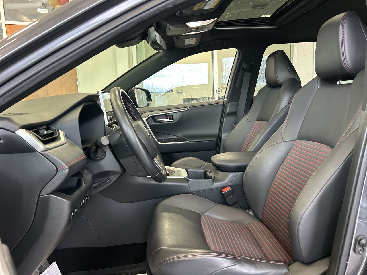 Toyota RAV4 Prime  2023 à Mississauga, Ontario