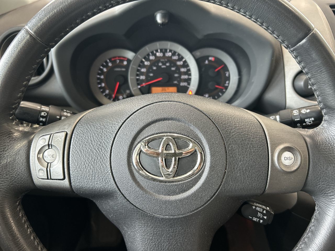 Toyota RAV4  2011 à Mississauga, Ontario