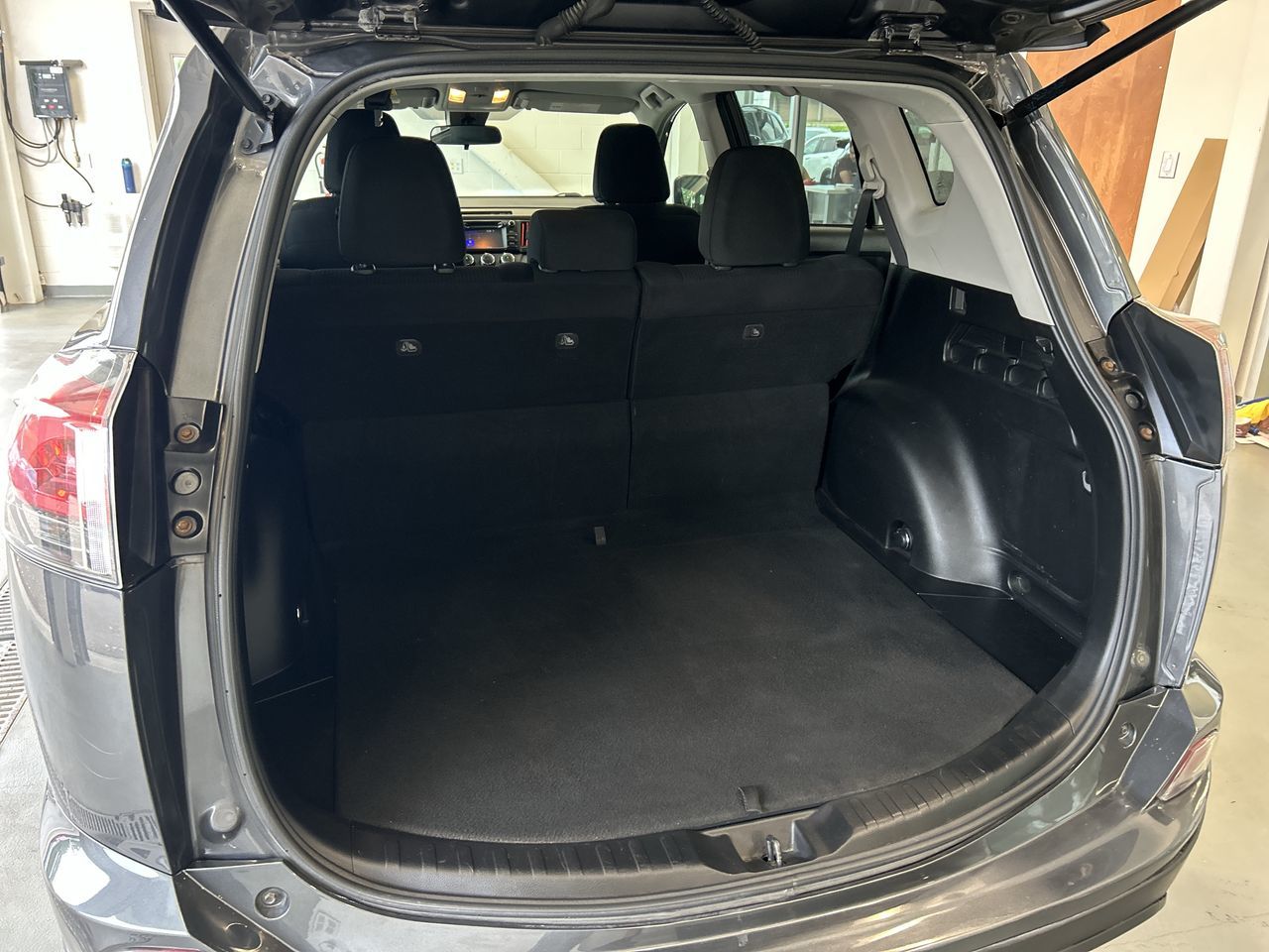 Toyota RAV4  2018 à Mississauga, Ontario