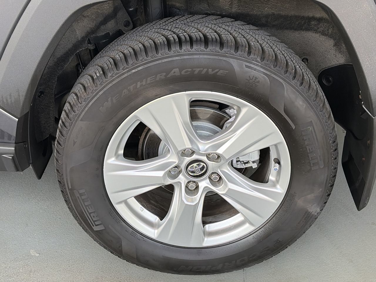 2019 Toyota RAV4 in Mississauga, Ontario