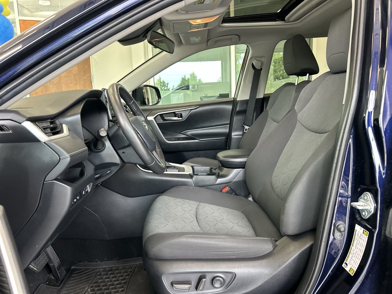 Toyota RAV4  2020 à Mississauga, Ontario