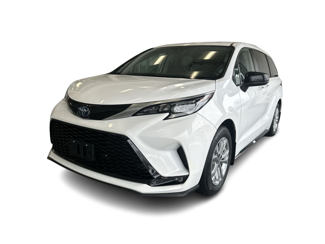 2022 Toyota Sienna Hybrid in Mississauga, Ontario