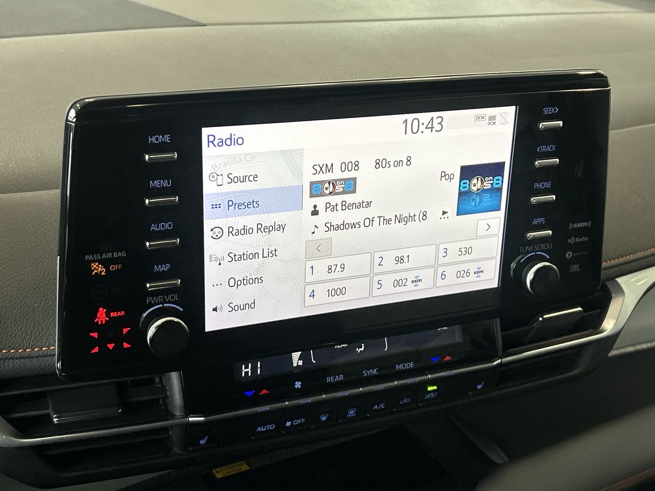 2022 Toyota Sienna Hybrid in Mississauga, Ontario