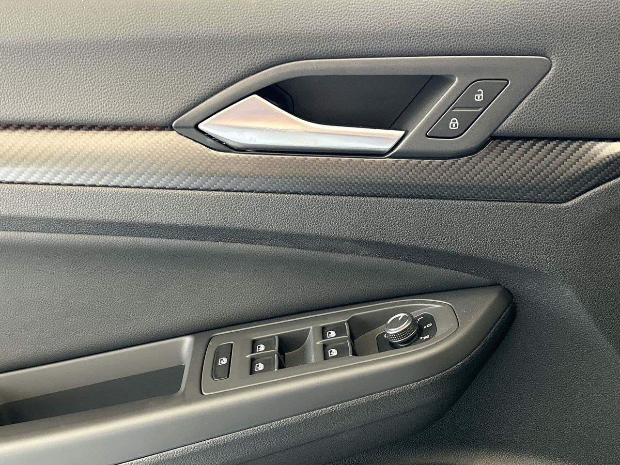 2024 Volkswagen Golf R