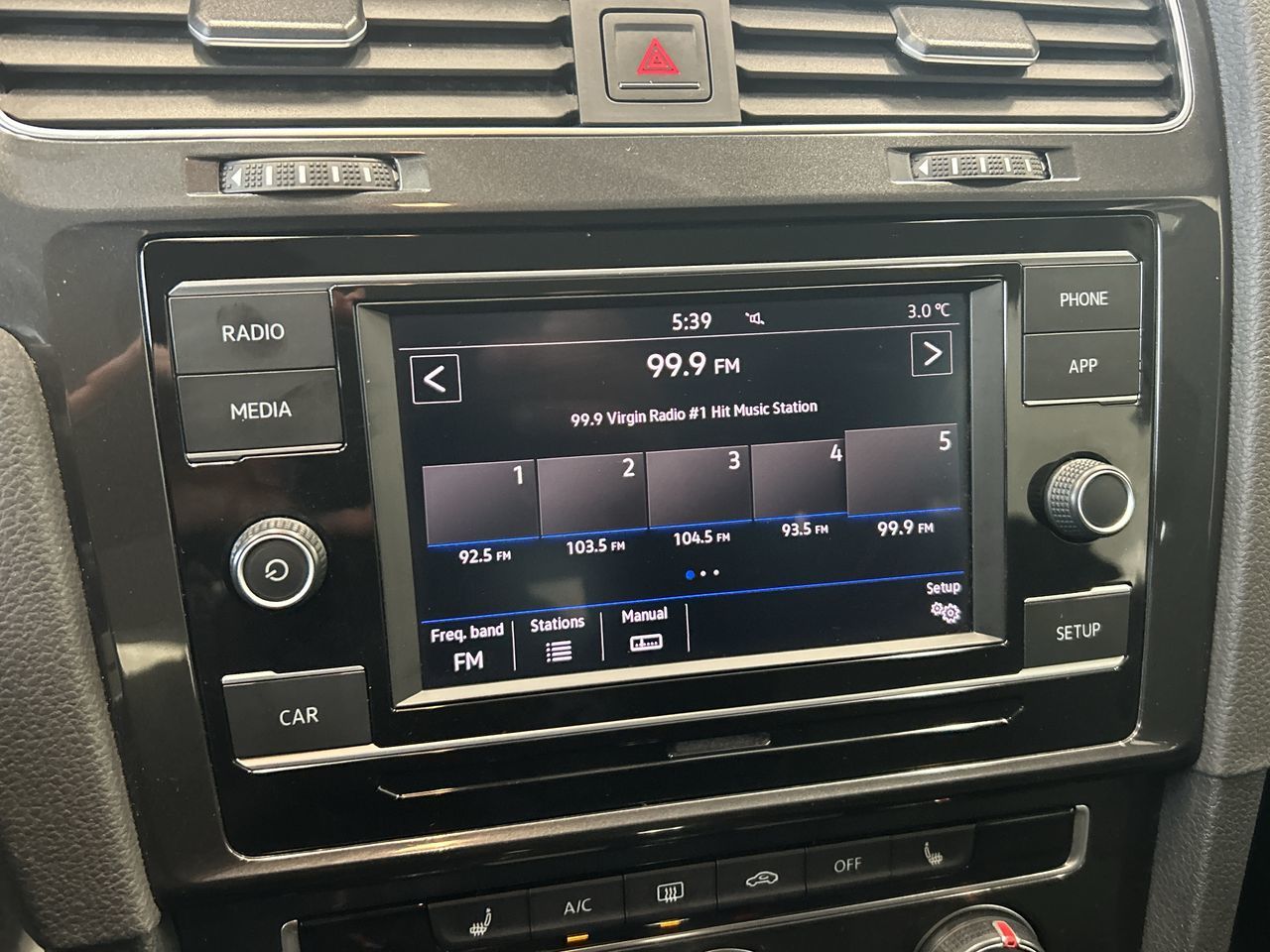 Volkswagen Golf  2018 à Mississauga, Ontario