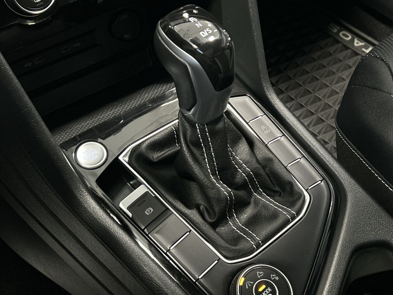 Volkswagen Taos  2022 à Mississauga, Ontario