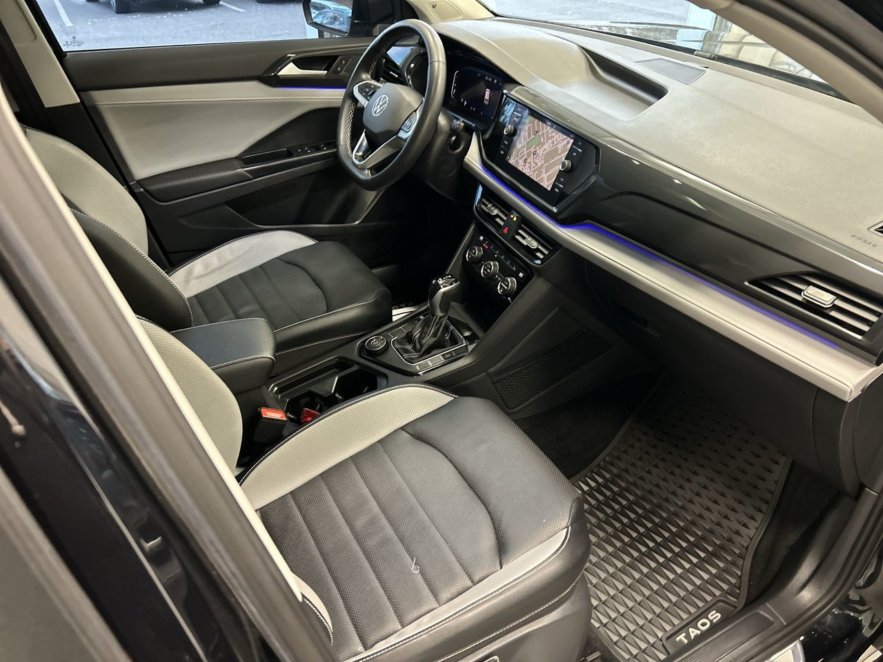 Volkswagen Taos  2022 à Mississauga, Ontario