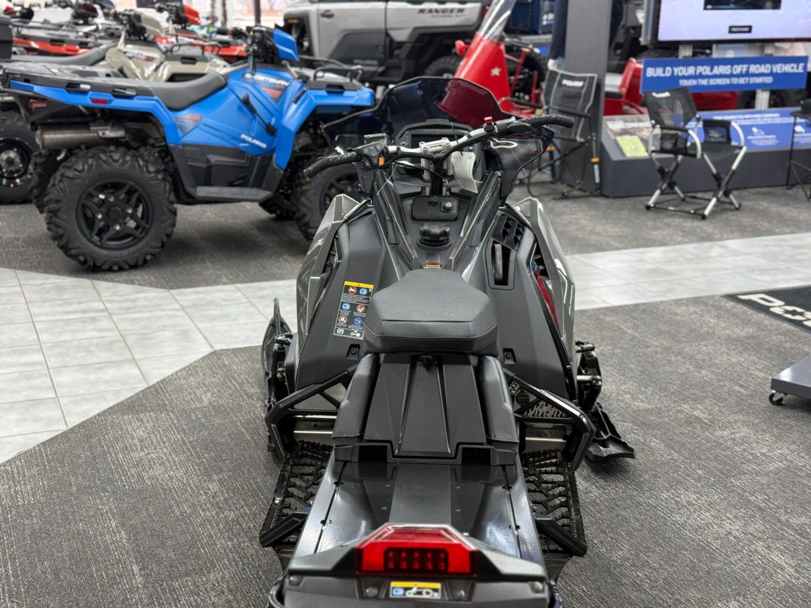 2025 Polaris 850 INDY VR1 137 1.35 COBRA 7S DISPLAY