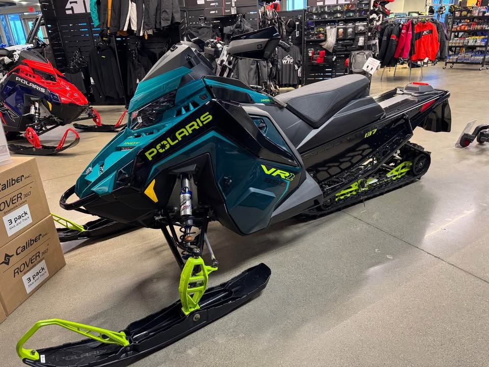 2025 Polaris 850 INDY VR1 137 1.5 STORM 7S DISPLAY 20 HRS