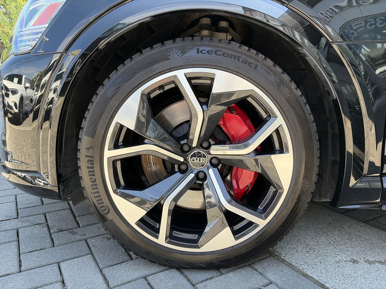 2024  SQ8 e-tron Sportback