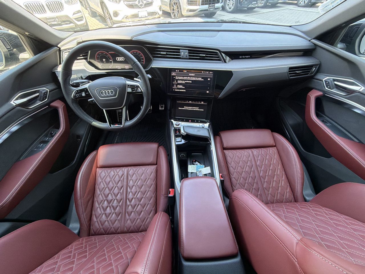 2024  SQ8 e-tron Sportback