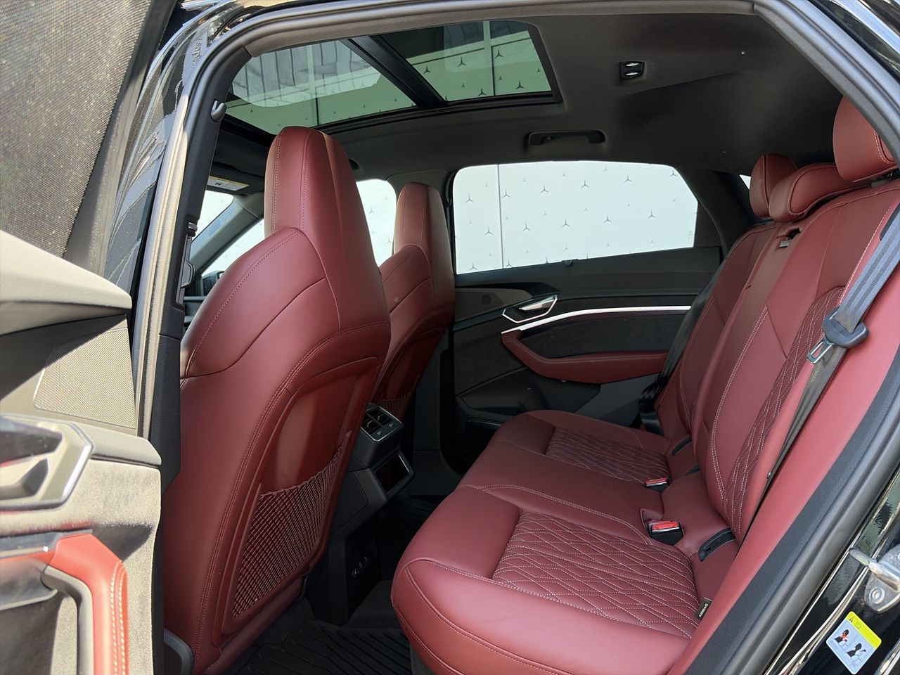 2024  SQ8 e-tron Sportback