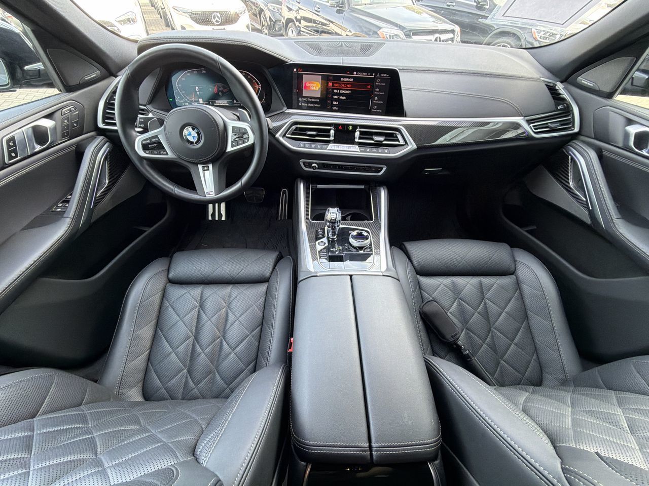 2023 BMW X6
