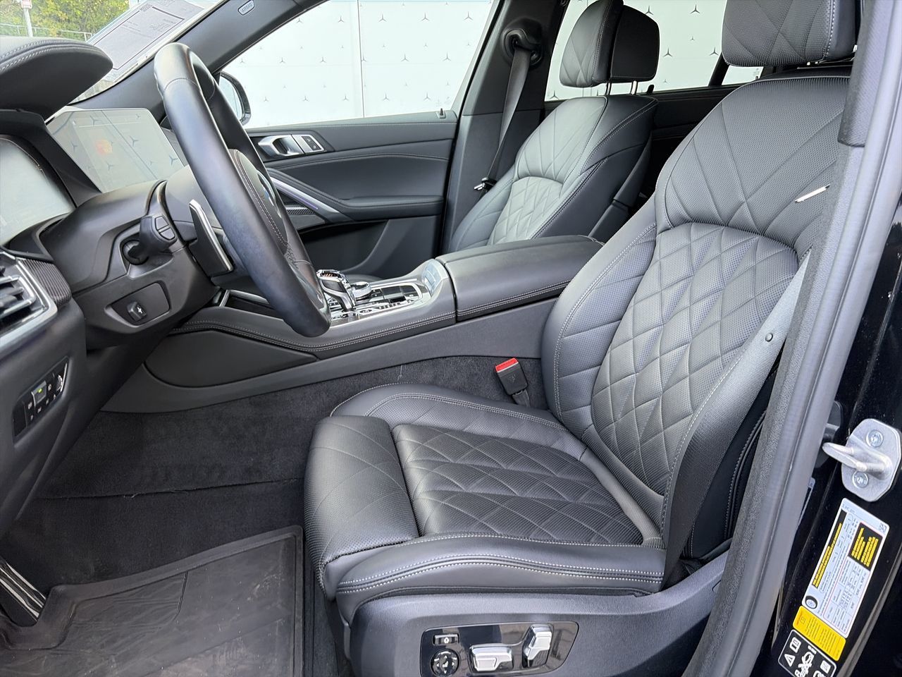 2023 BMW X6