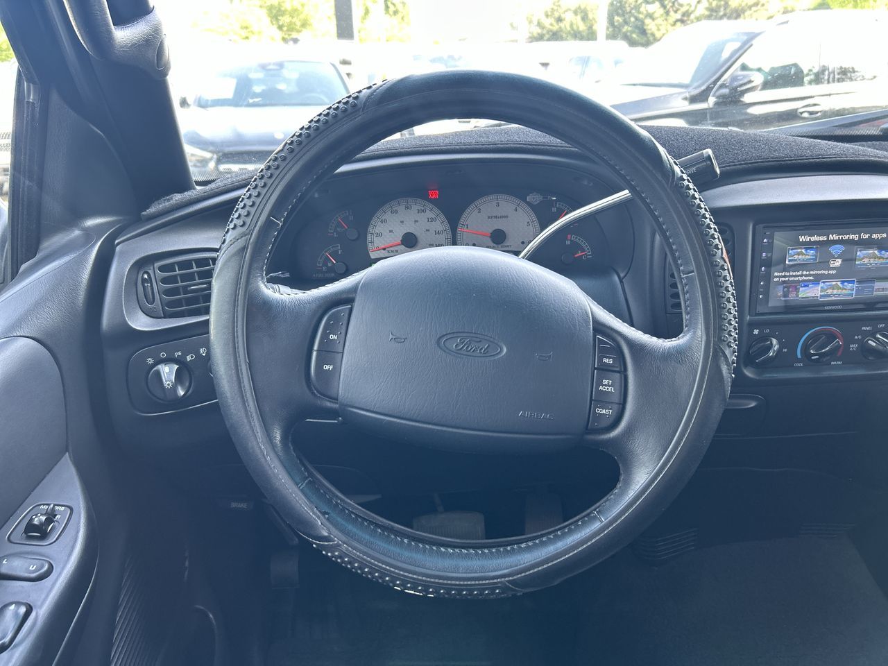 2000 Ford Light Duty