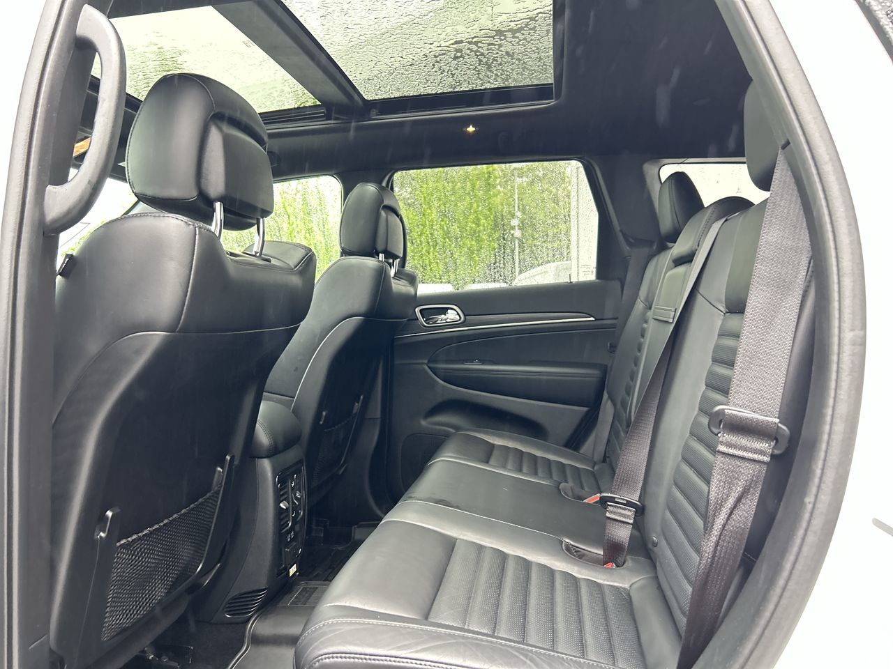 2020 Jeep Grand Cherokee 4X4 in Vancouver, British Columbia
