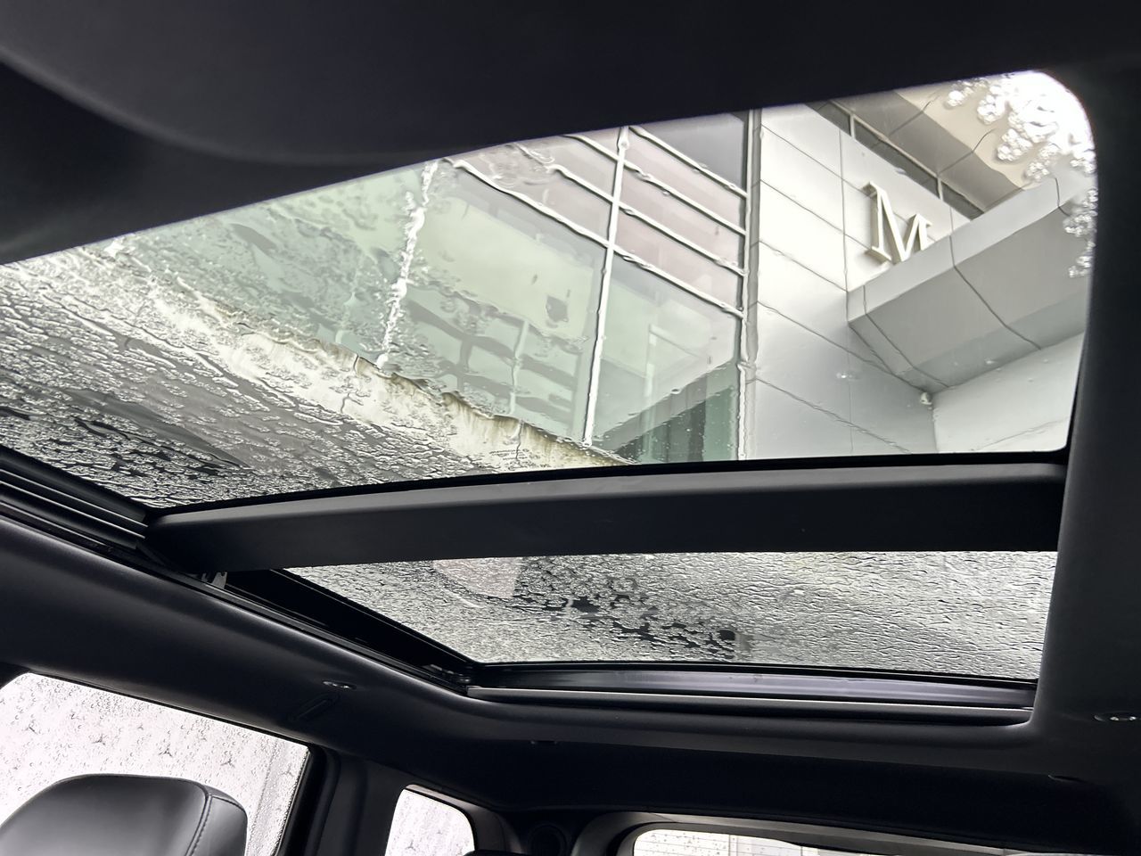 2020 Jeep Grand Cherokee 4X4 in Vancouver, British Columbia