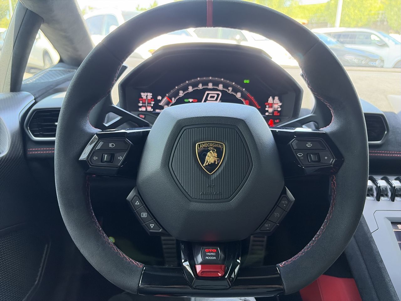 2022  Huracan