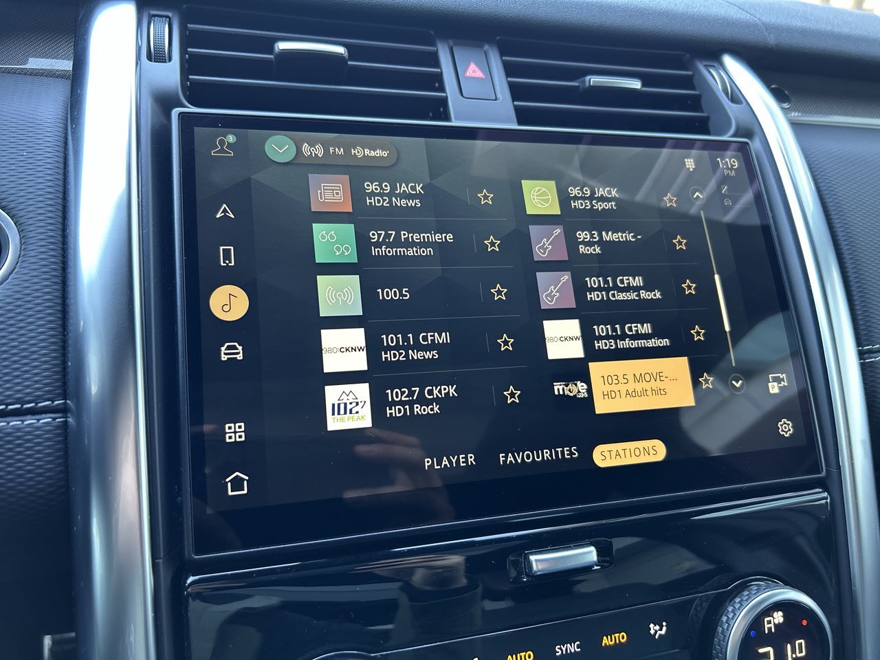 2023 Land Rover Discovery in Vancouver, British Columbia
