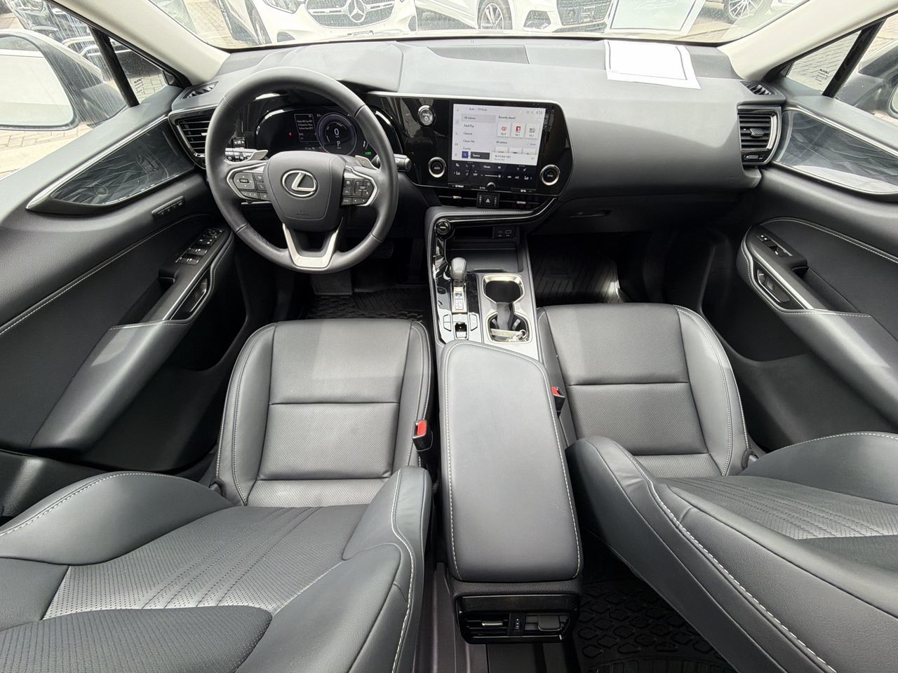 2025 Lexus NXh