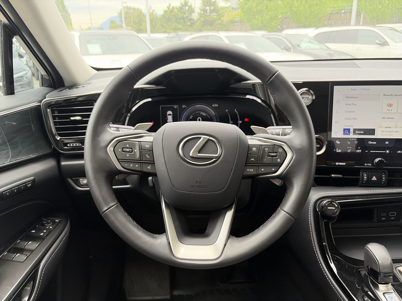 2025 Lexus NXh
