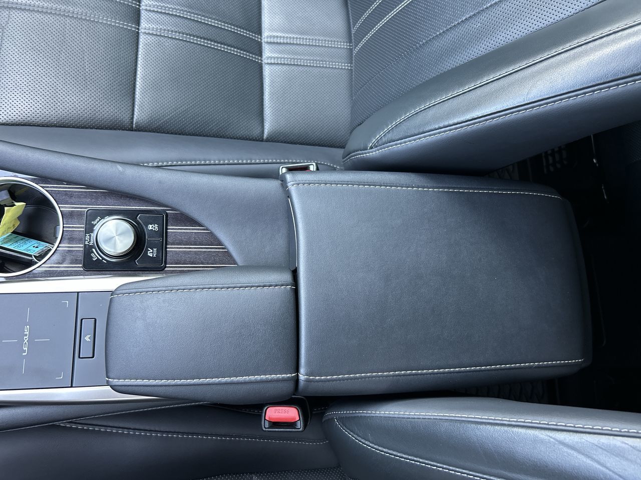 2022 Lexus RXH in Vancouver, British Columbia