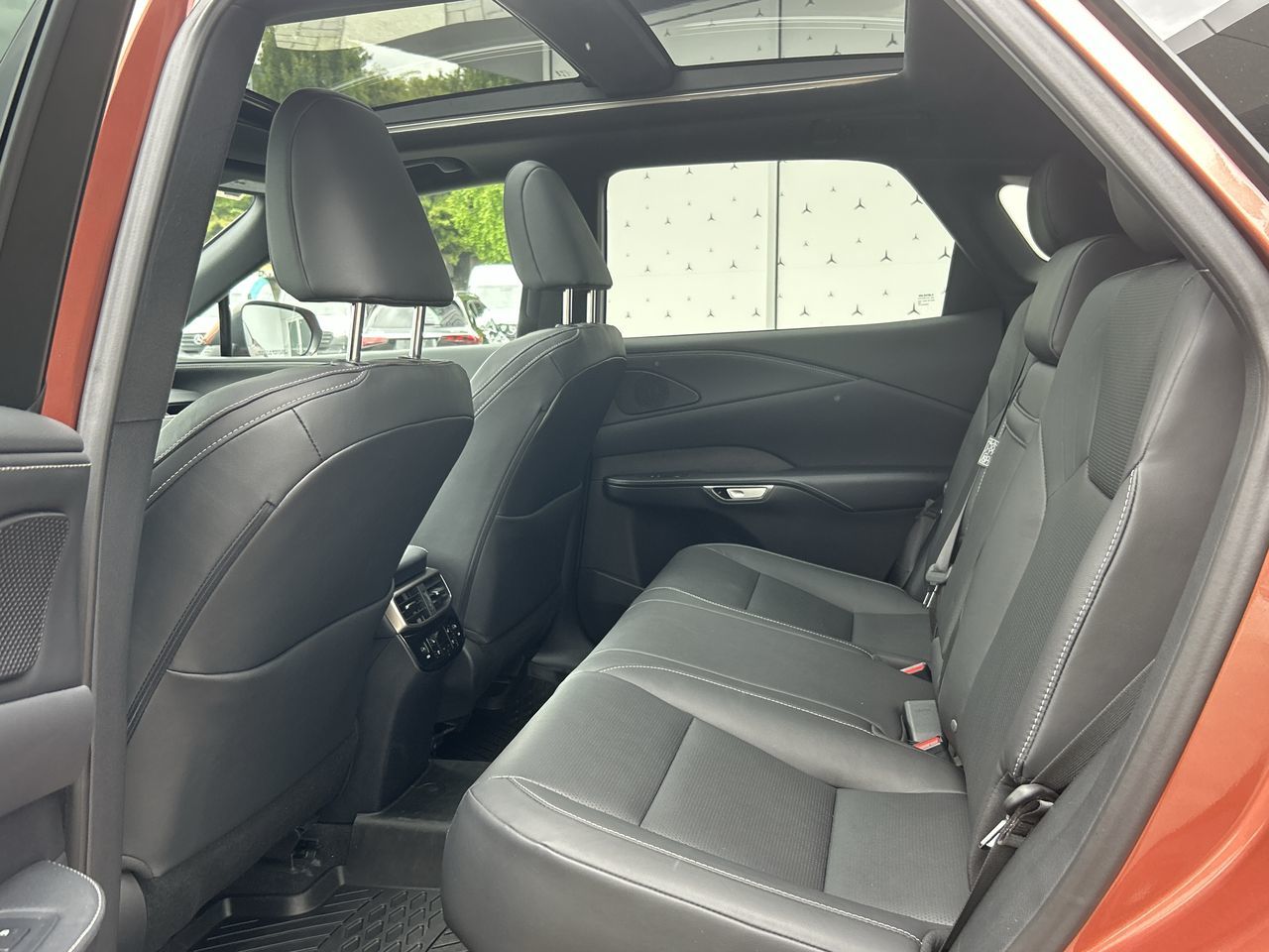 Lexus RXH  2023 à Vancouver, Colombie-Britannique