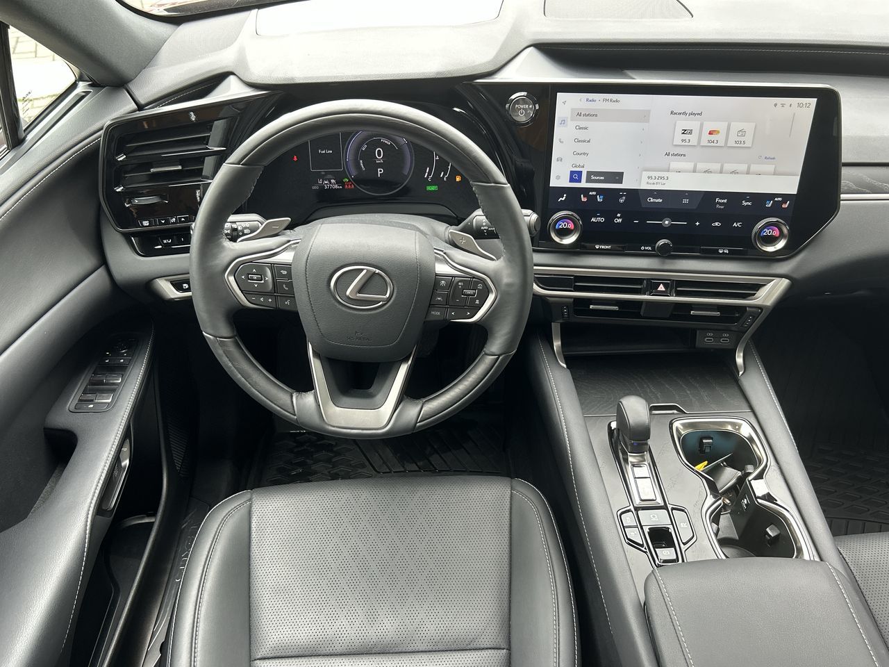 Lexus RXH  2023 à Vancouver, Colombie-Britannique