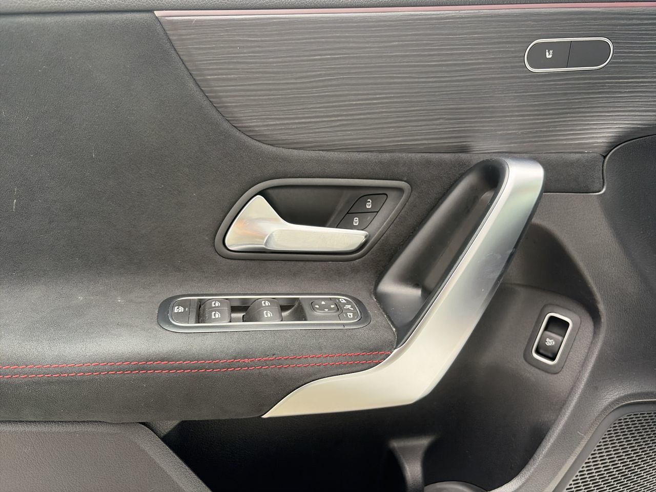 2022 Mercedes-Benz A220